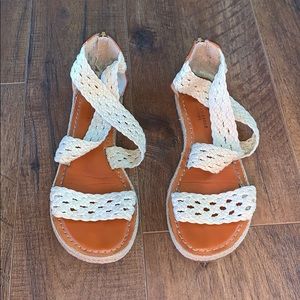 American Eagle sandals